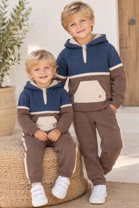 Conjunto de Punto Niño con Capucha Azul y Marrón | Sonajero Kids